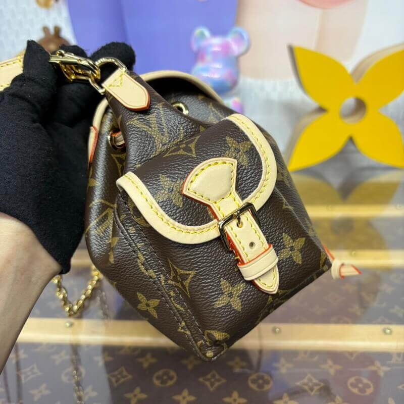 Louis Vuitton Odyssée Bag M25085