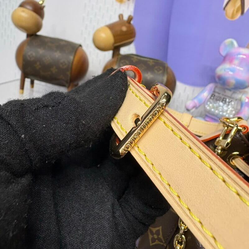 Louis Vuitton Odyssée Bag M25085