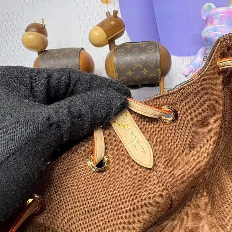 Louis Vuitton Odyssée Bag M25085